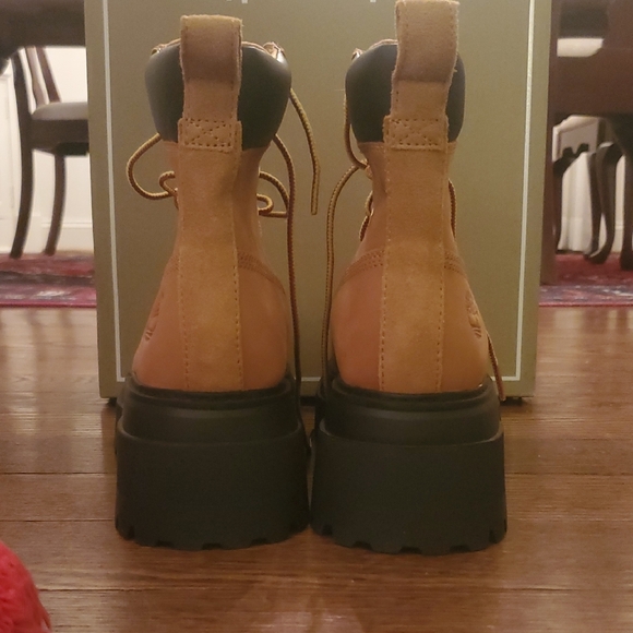 Timberland Tan Combat & Moto Boots with Rugged Design and Thick Rubber Sole - Picture 3 of 7